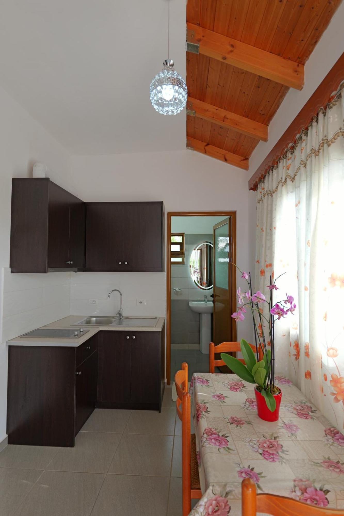Brahimi Guest House Ksamil Dış mekan fotoğraf