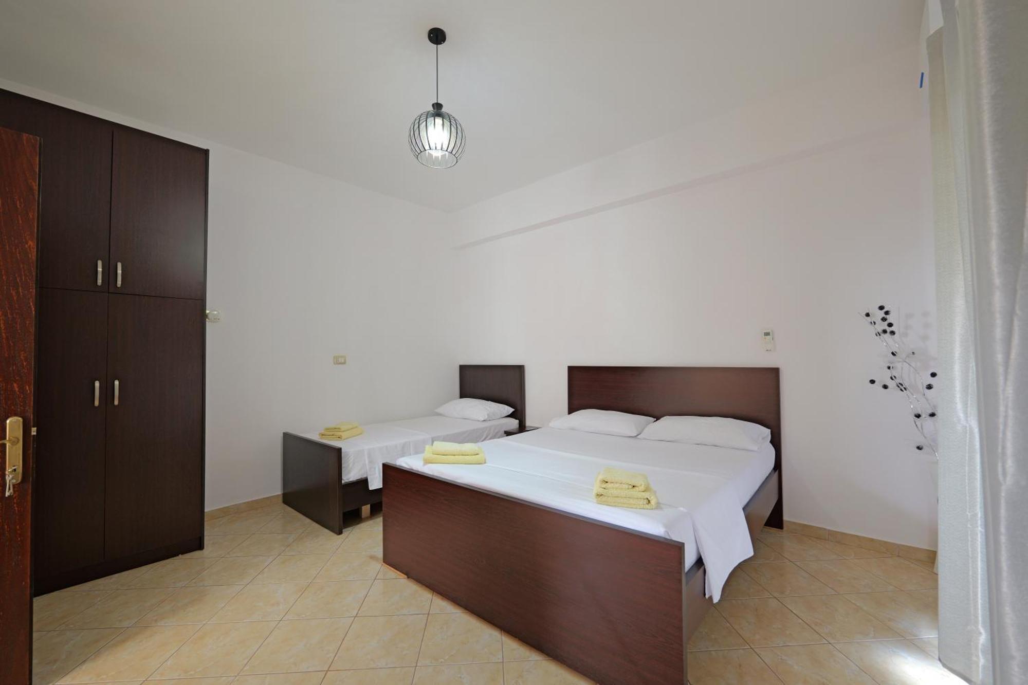 Brahimi Guest House Ksamil Dış mekan fotoğraf