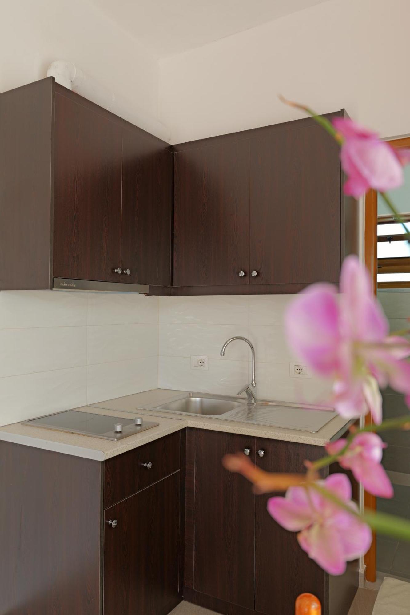 Brahimi Guest House Ksamil Dış mekan fotoğraf
