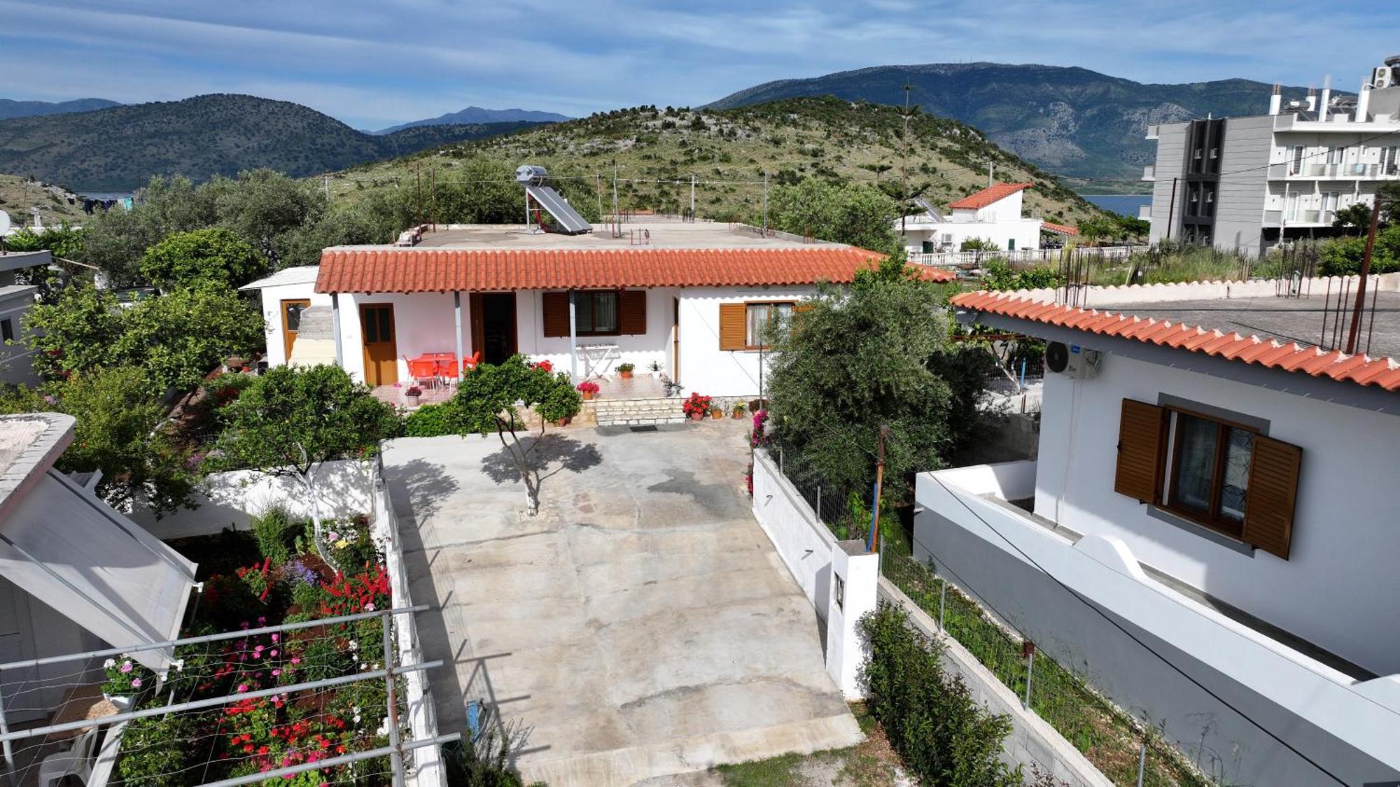 Brahimi Guest House Ksamil Dış mekan fotoğraf